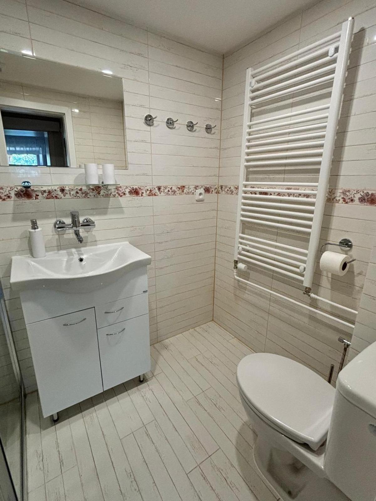 Apartman Vendy كارلوفي فاري المظهر الخارجي الصورة